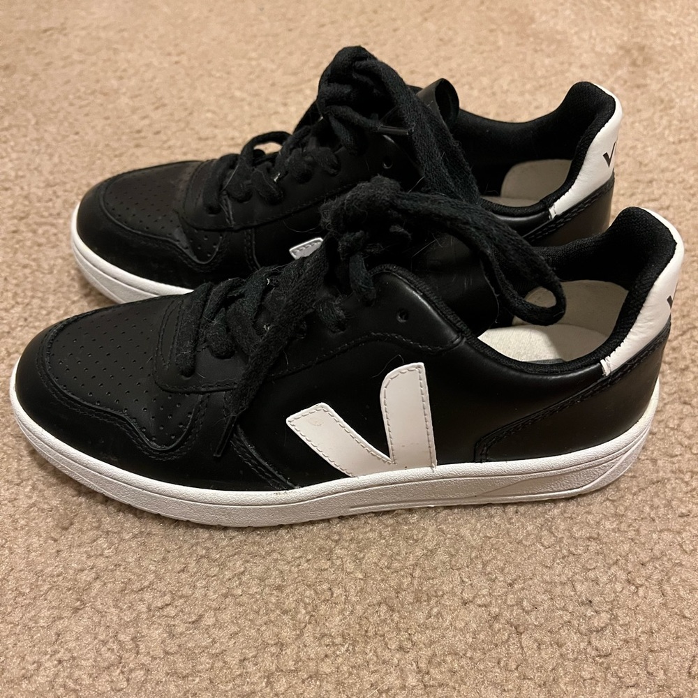 Veja sneakers